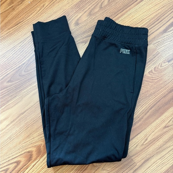 PINK Victoria's Secret Pants - PINK Victoria's Secret women’s Active Jogger Sweatpants